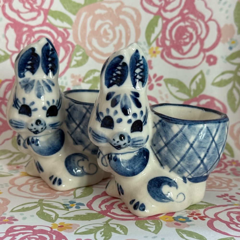 SIGNED Bunny or Rabbit Egg Cups Ceramic or Porcelain Blue White Pair (2) Holiday